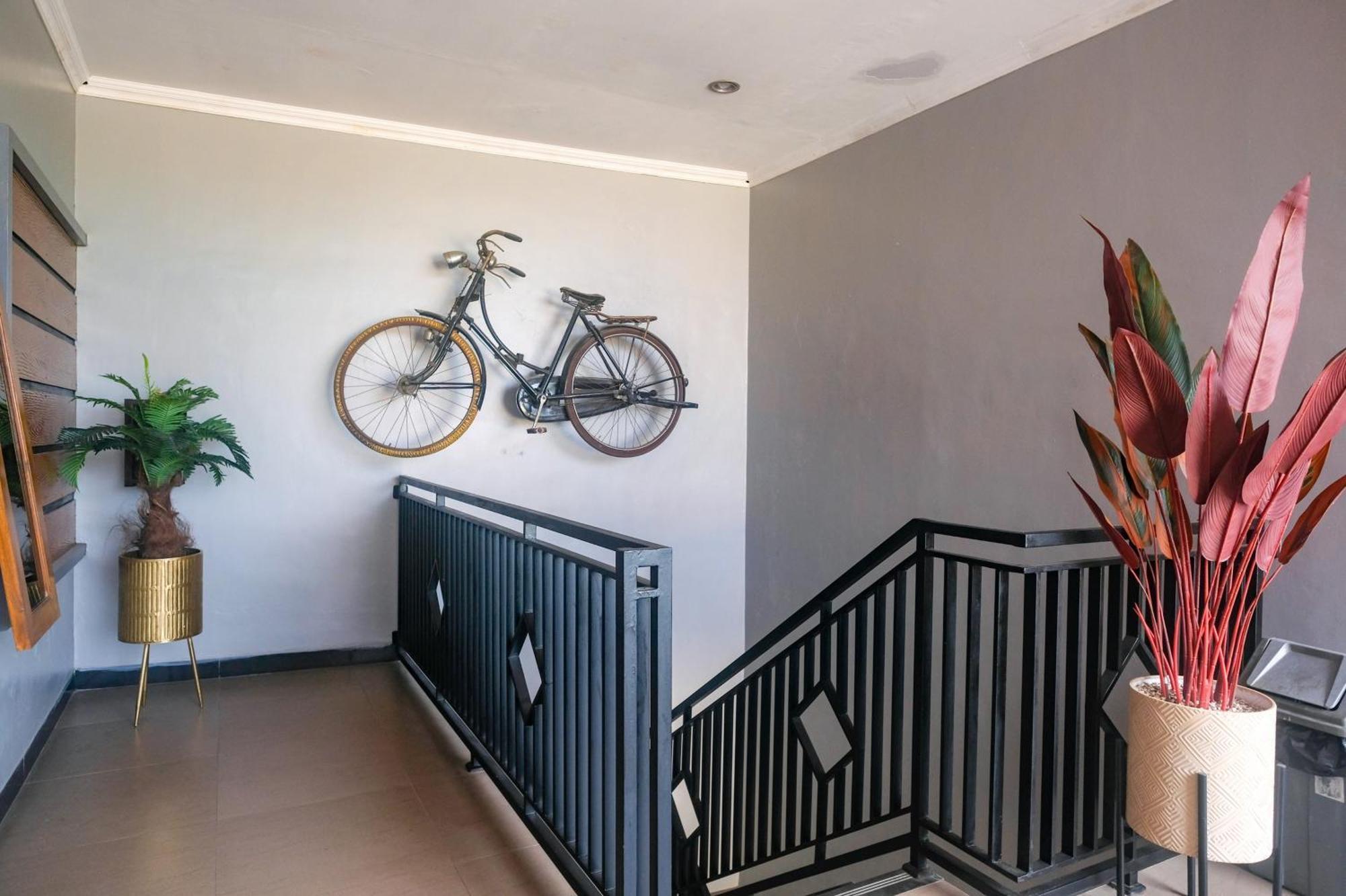 Al Abror Homestay Mandala Krida Mitra Reddoorz Yogyakarta Exterior foto