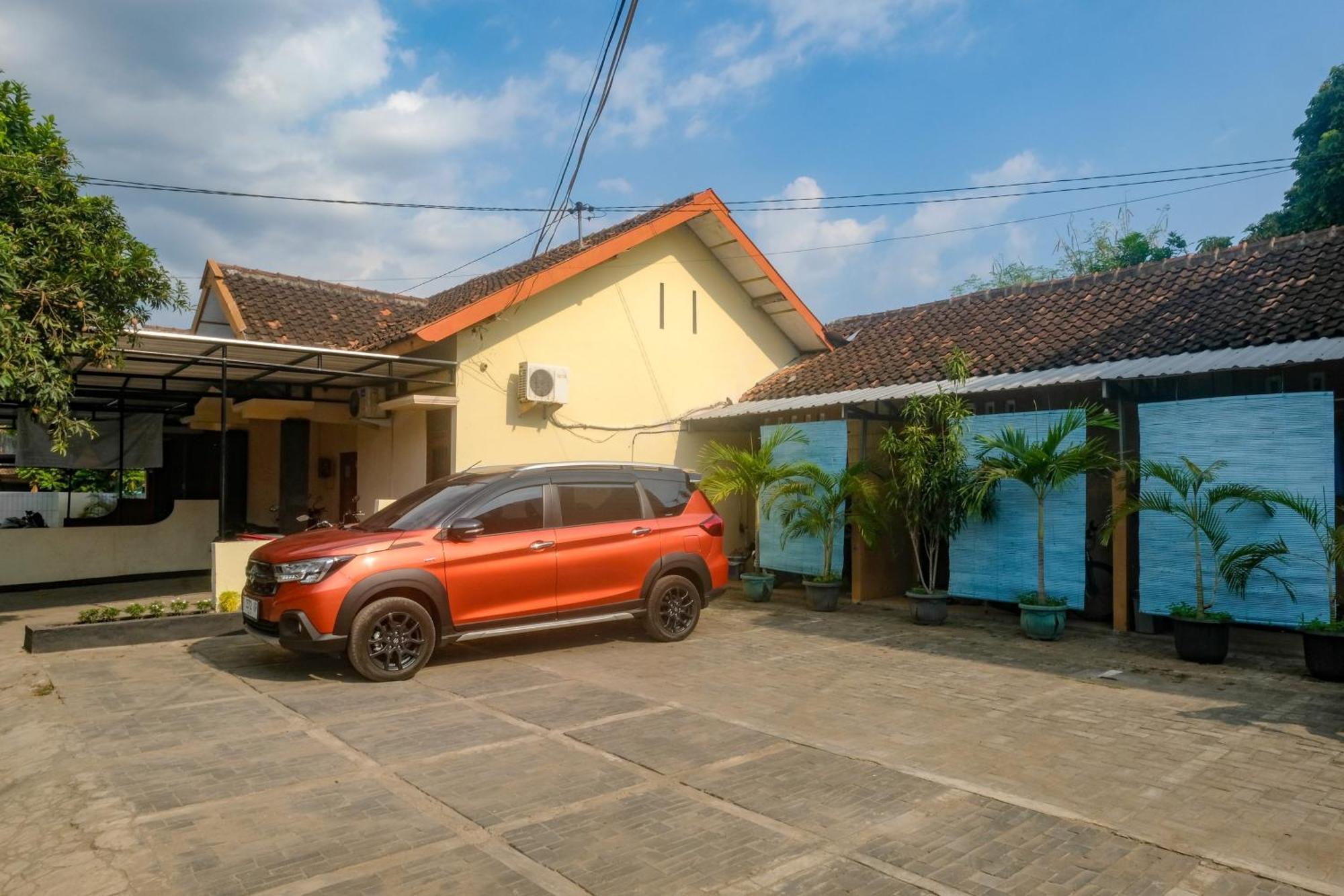 Al Abror Homestay Mandala Krida Mitra Reddoorz Yogyakarta Exterior foto